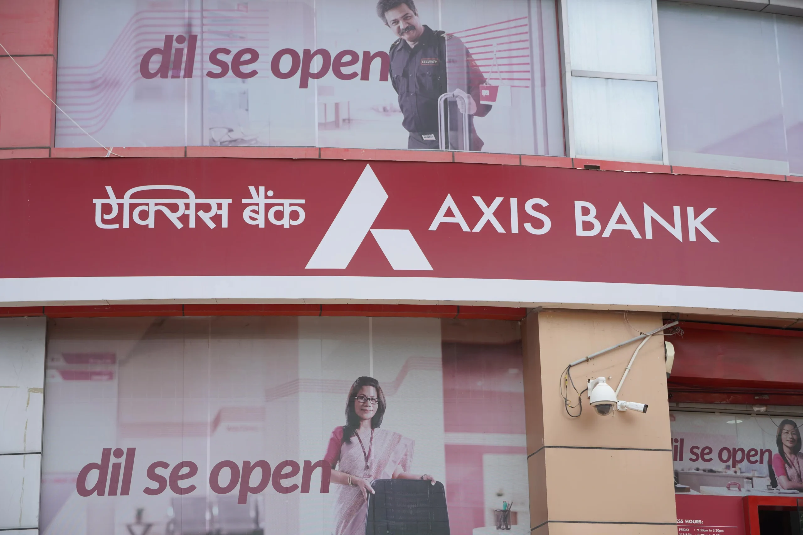 Axis bank Walk In Interviews for Finance Roles
